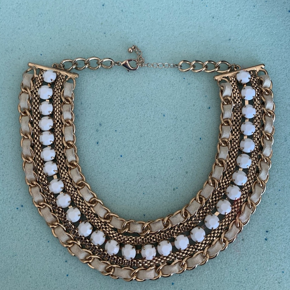 Statement necklace